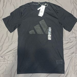 New short sleeve Adidas tee
